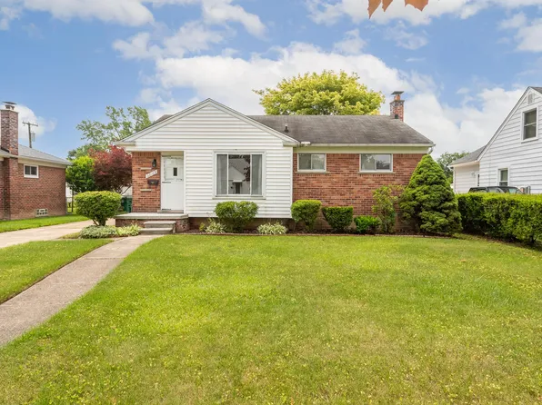32165 Chester St, Garden City, MI 48135