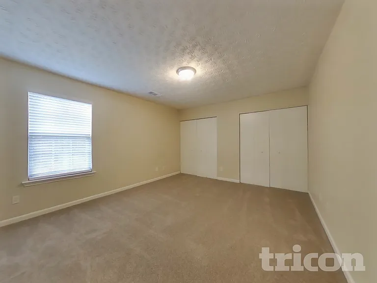 5316 Paddington Ln — Photo 12