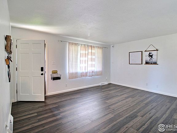 4th image of 2539 21st Ave