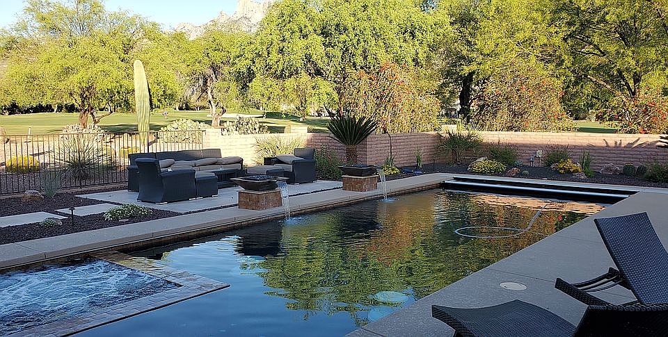 Resort-like Pool