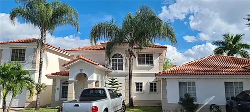 7301 NW 173rd Dr #101 Photo 1