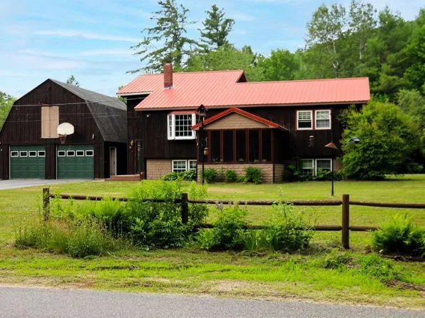 9 Glover Road, Rumford, ME 04276