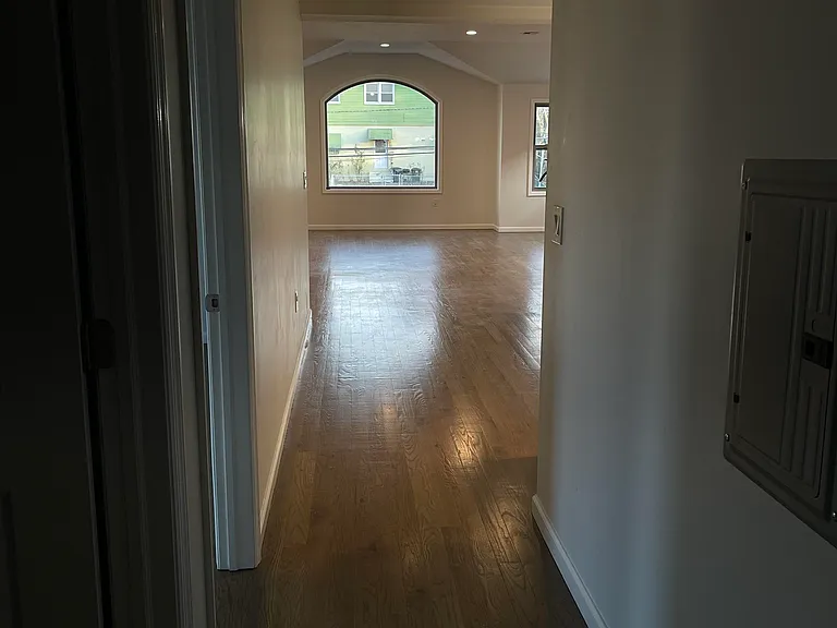 7611 Newkirk Ave — Photo 15