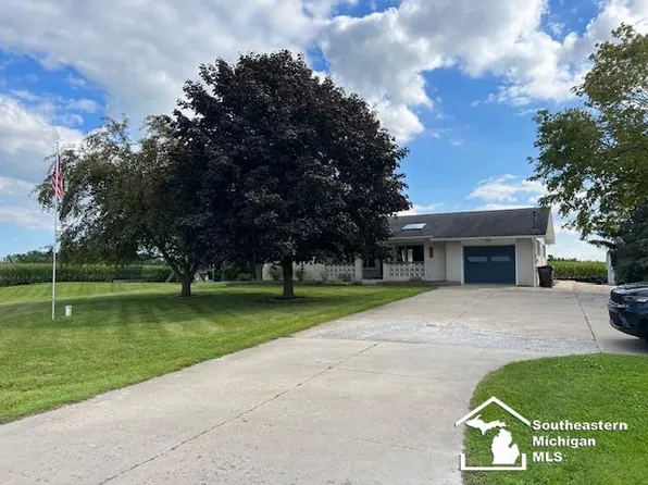 4272 Willow Rd, Milan, MI 48160