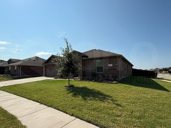 2nd image of 304 Duke Ct