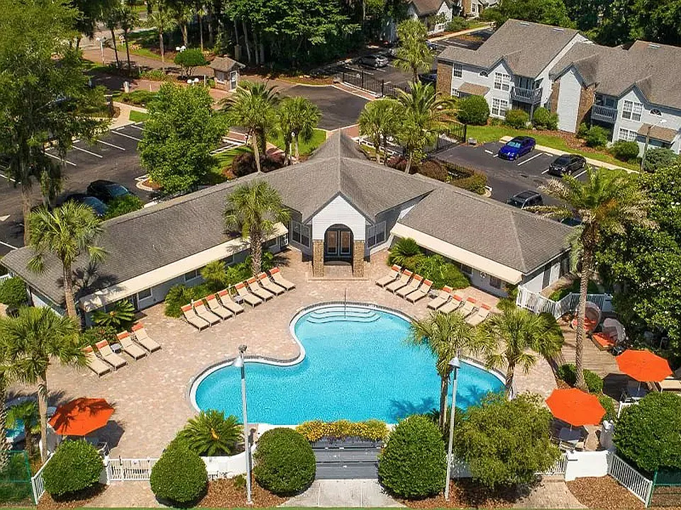 Spyglass Apartments