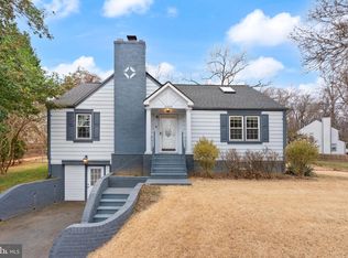 2928 Hunter Rd, Fairfax, VA 22031