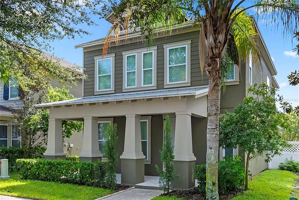 3 bed, 2.5 bath, 2396 sqft, $3,000 — Photo 1