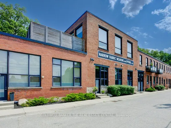 85 Spruce St #103, Cambridge, ON N1R 4K4