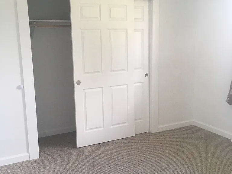 420 Oakhurst Dr — Photo 16
