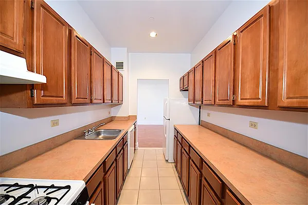 Sold by Pistilli Realty Group | media 39