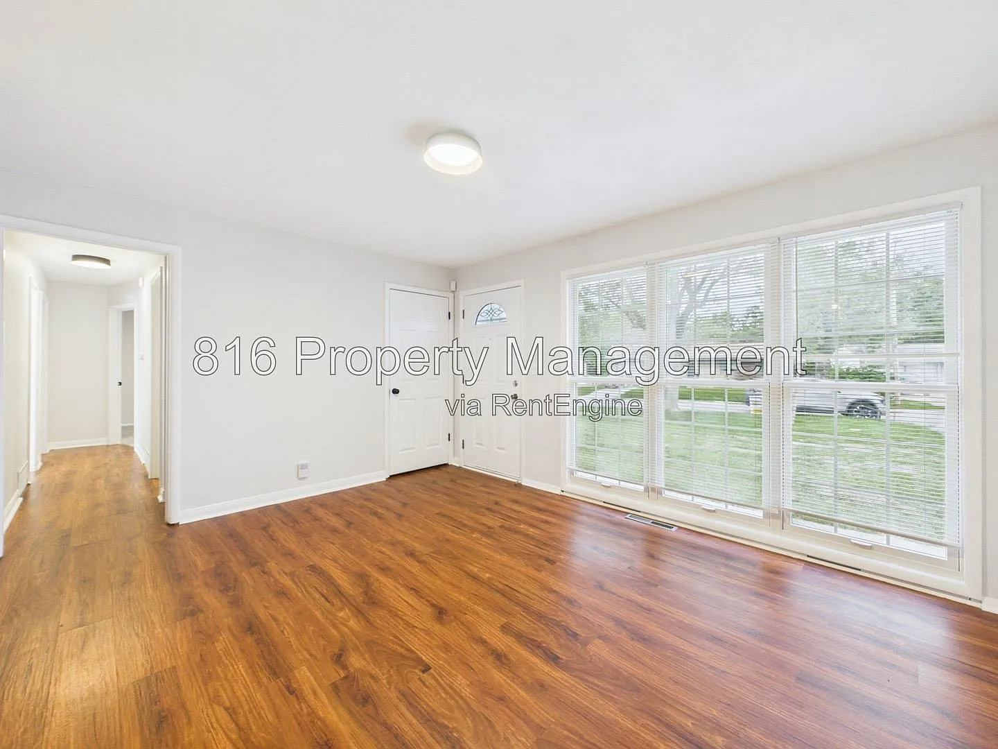 3 bed, 1.5 bath, 930 sqft, $1,375 — Photo 4