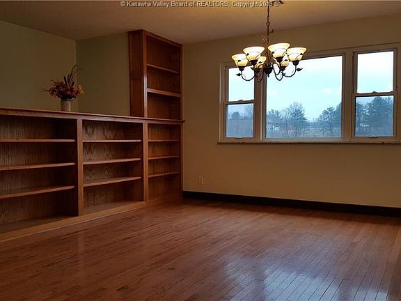 4th image of 6912 Heritage Way