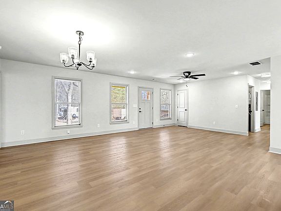 5th image of 411 Loblolly Ridge Rd