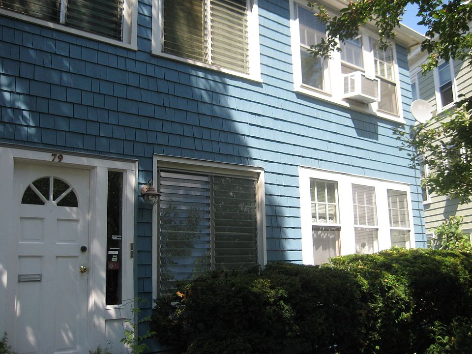 2nd image of 79 Saint Rose St