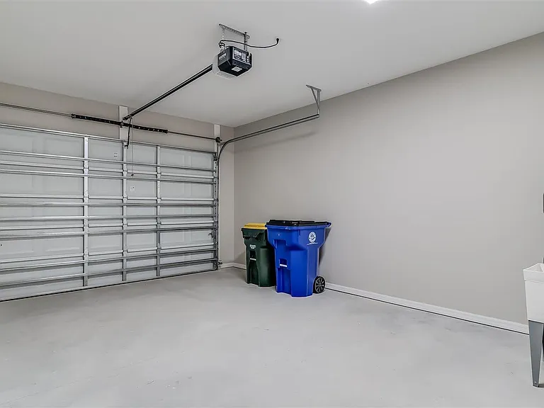 224 Cessna Way NW — Photo 8