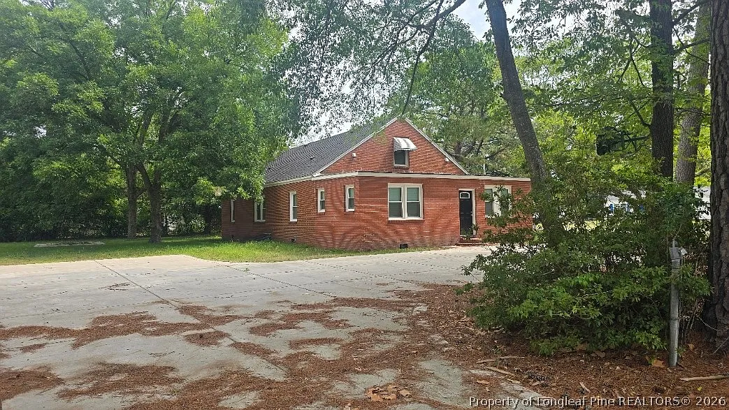 4 bed, 3.0 bath, 2432 sqft, $3,000 — Photo 4
