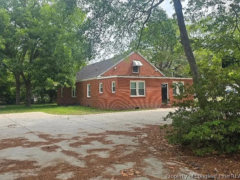 506 Roxie Ave — Photo 4
