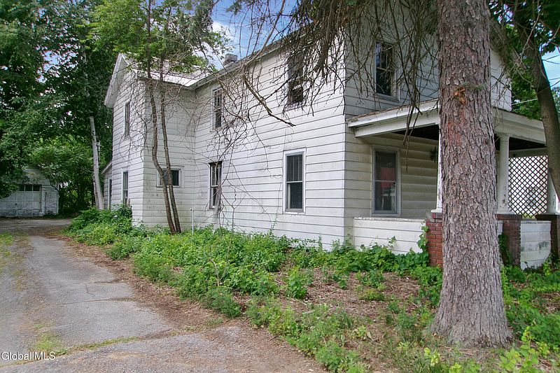 5th image of 612 Palmer Avenue