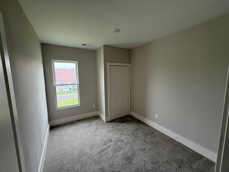 7436 Oakland St — Photo 21
