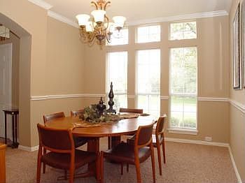 3rd image of 3401 Crescent Ct