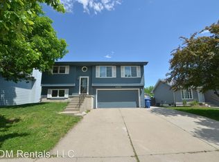 4252 E Clinton Ave, Des Moines, IA 50317