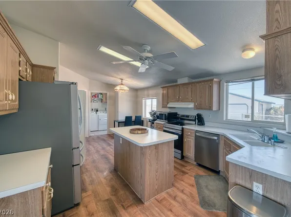 2931 Rio Rancho Dr #4, Pahrump, NV 89048