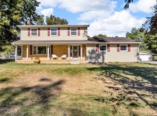 1678 W Kimmel Rd, Jackson, MI 49201