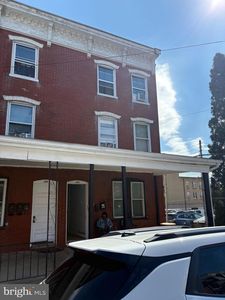258 E Chestnut St, Coatesville, PA, 19320