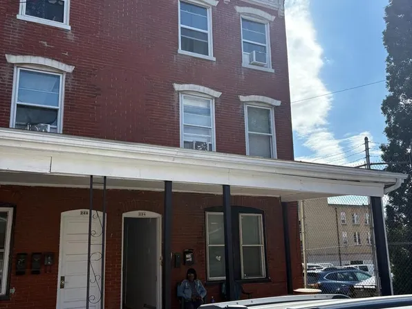 258 E Chestnut St, Coatesville, PA 19320