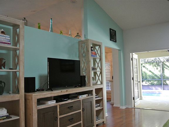 4th image of 14 Ocean Woods Dr W
