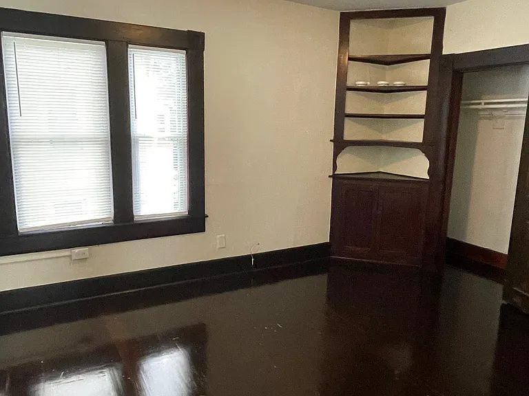 41 Clarendon St #2 — Photo 8