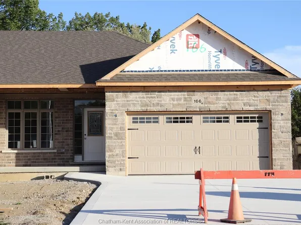 166 Lanz Blvd, Chatham Kent, ON N0P 1A0