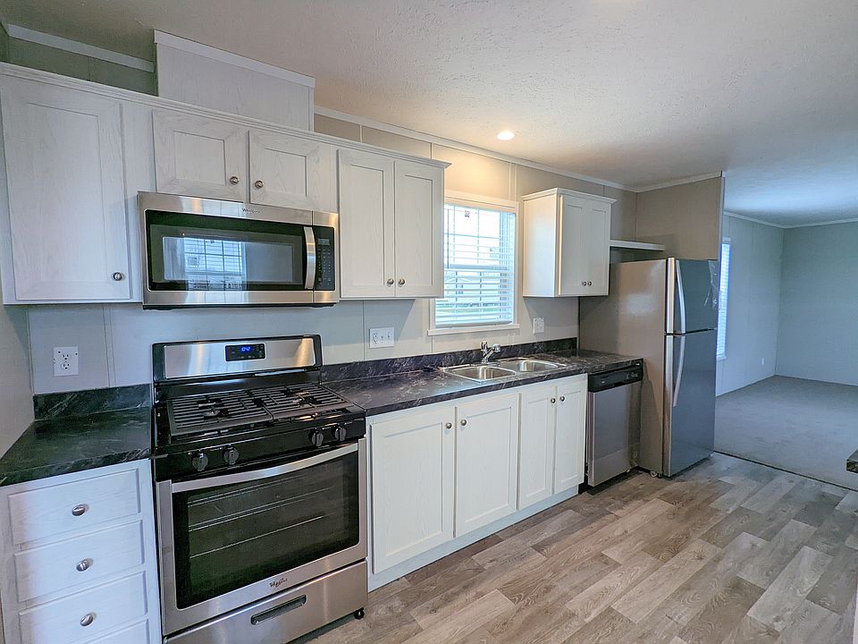 1st image of 627 Oregon St #627