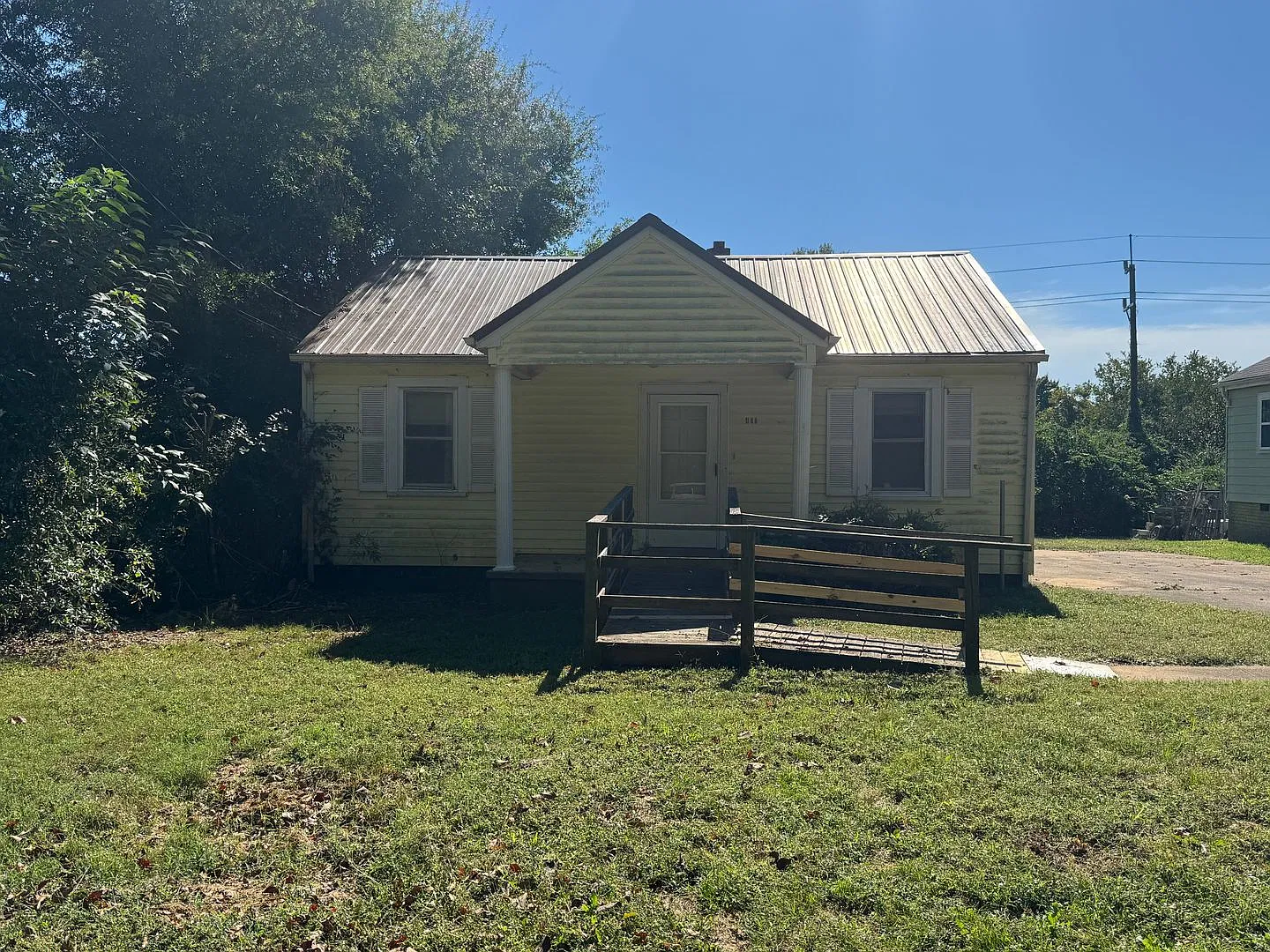 2/1 close to uptown Shelby, NC -- Cleaning will be done — Photo 1
