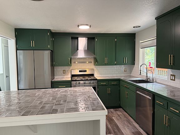 4th image of 15611 175th Ave NE