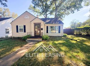 3729 SW 10th Ave, Topeka, KS 66604