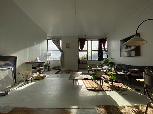 Rented by Nooklyn NYC LLC | media 13