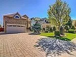 61 Pemberton Rd — Photo 2