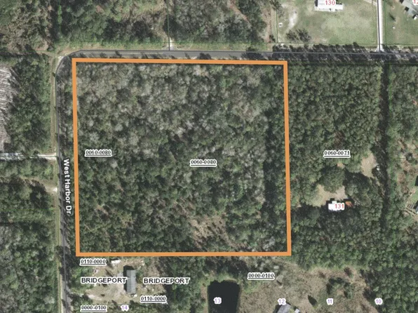 153 WEST HARBOR Drive, Palatka, FL 32177