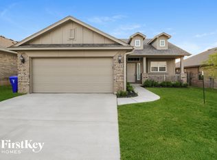 3104 Old Frisco Rd, Norman, OK 73069