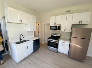 1322 W Ohio St #3R, Chicago, IL 60642