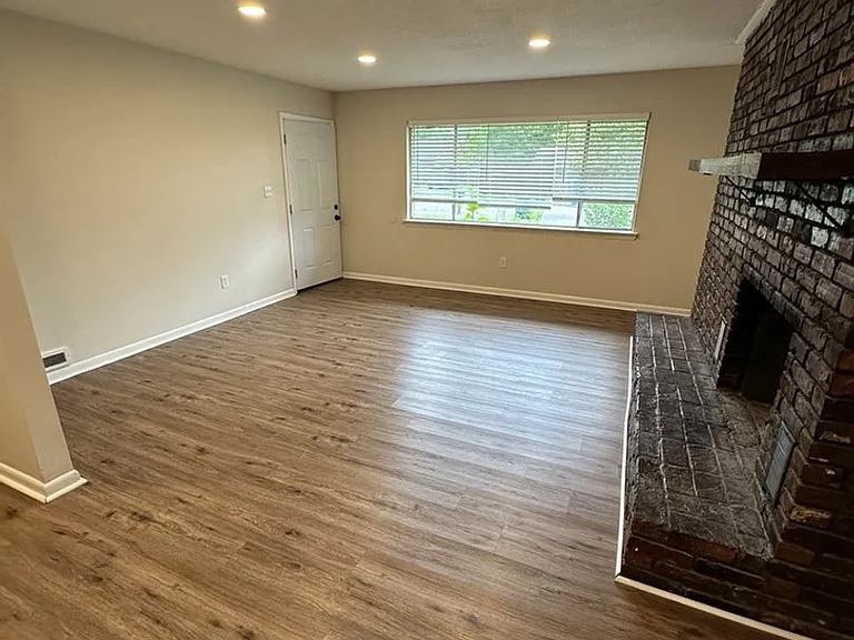 4059 Arbor Place Ln — Photo 2
