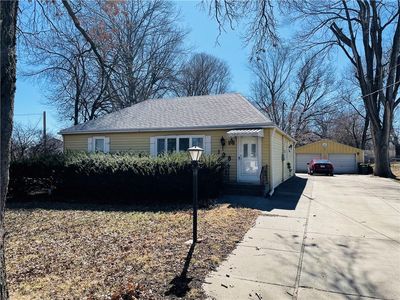 108 E Lois St, Lansing, KS, 66043