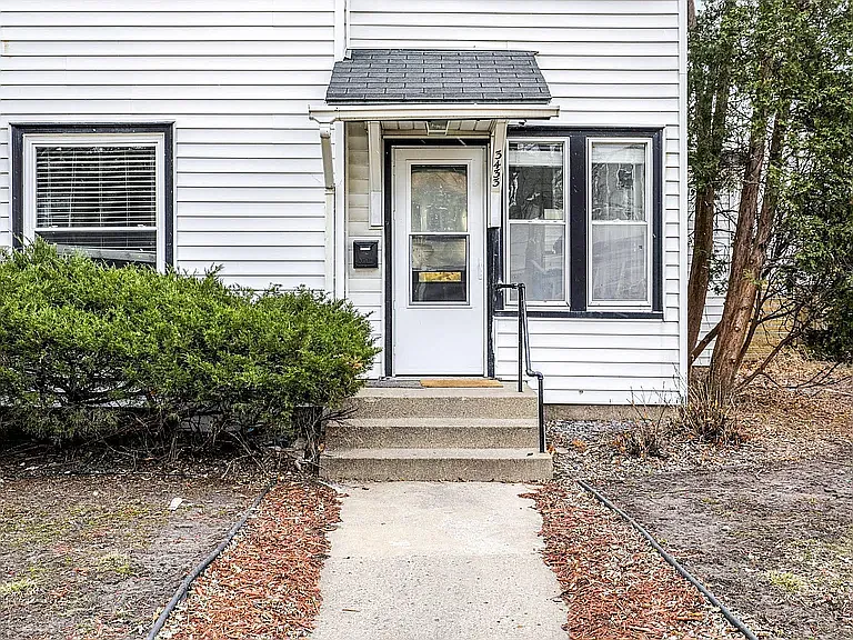Building Photo - 3433 Aldrich Ave S