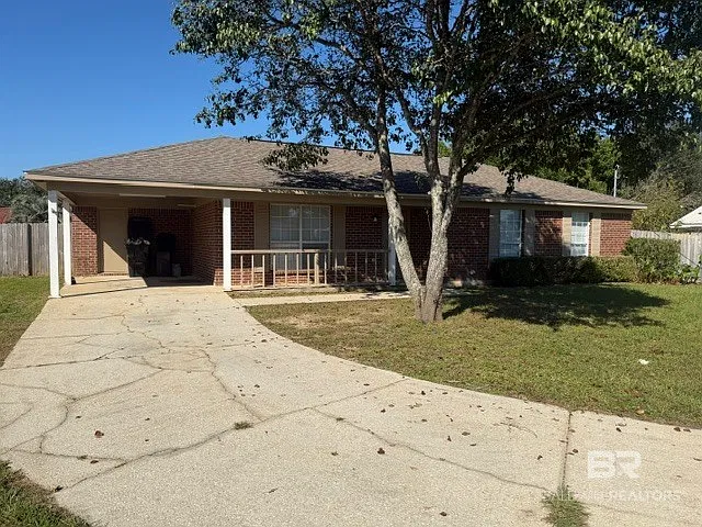 3 bed, 2.0 bath, 1196 sqft, $1,400 — Photo 2