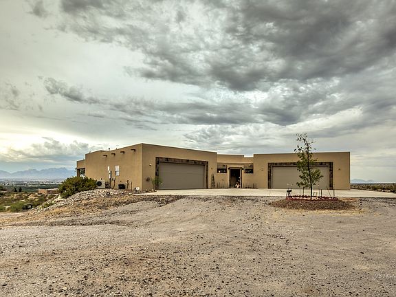 3rd image of 6005 Lark Spur Ct