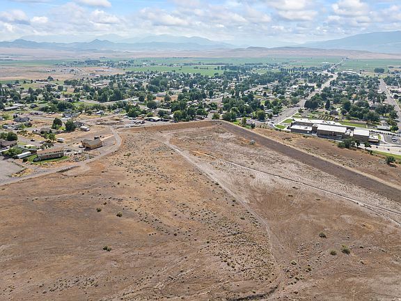 3rd image of 500 E Sand Canyon Rd