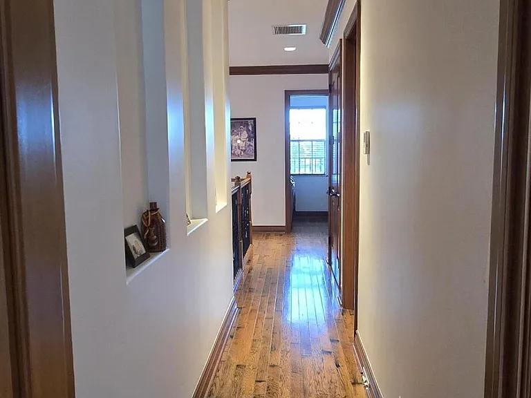 8216 NW 105th Ln — Photo 27