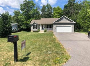 4100 Calkins Rd, Youngstown, NY 14174